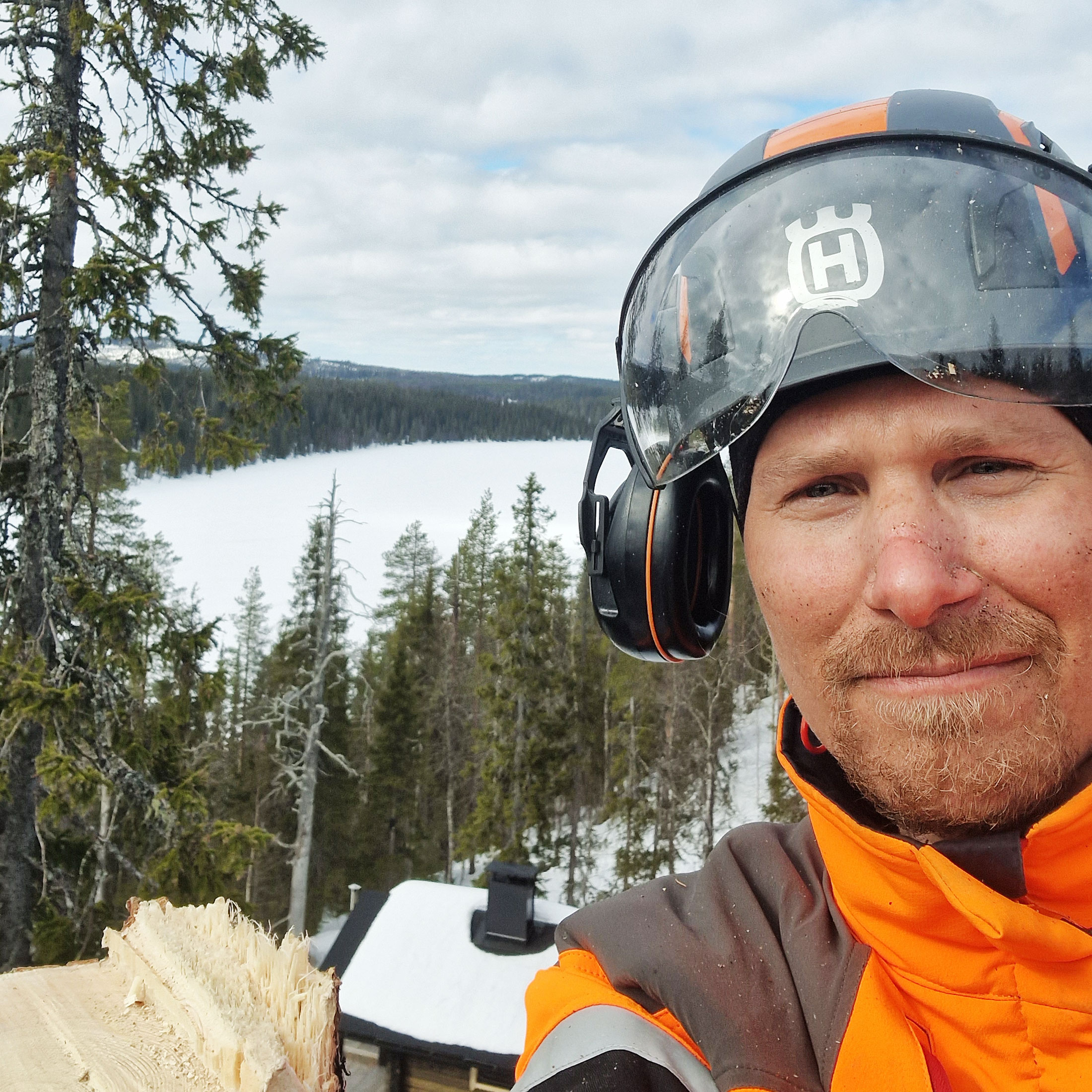 Arboristi Timo Kolmonen Puruhammas.